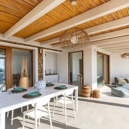 Luna Villa
